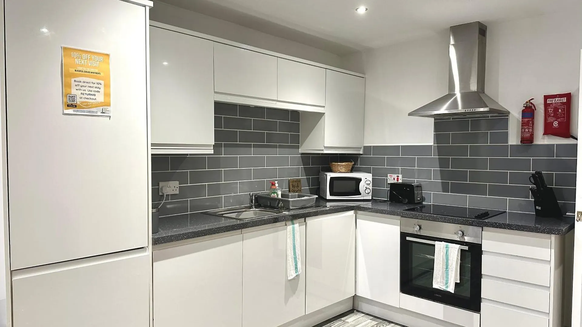 Winter Gardens Service Apartments 2 By Blackpool Service Apartments United Kingdom
